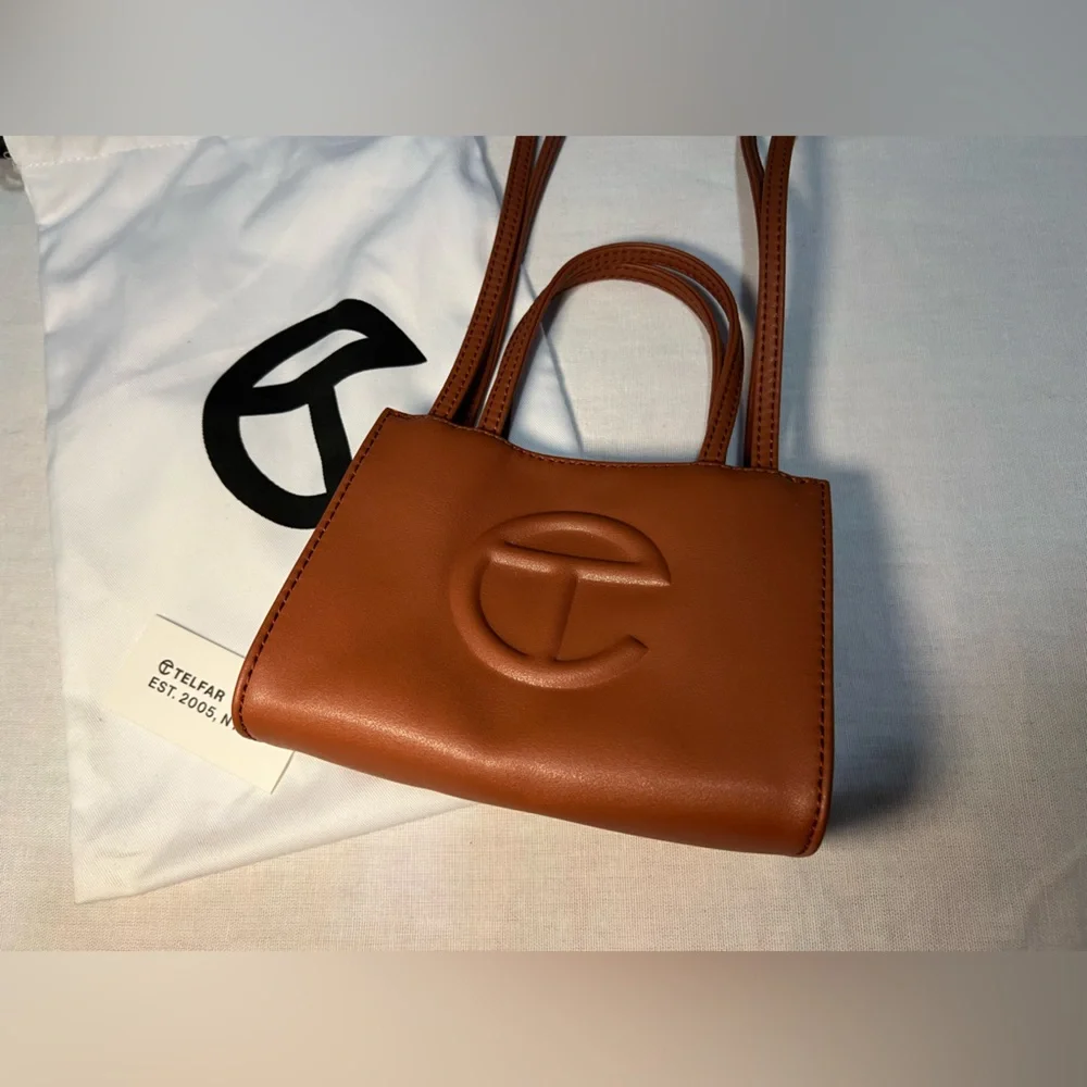 Telfar Small Tan Shopping Bag - Picture 2 of 8